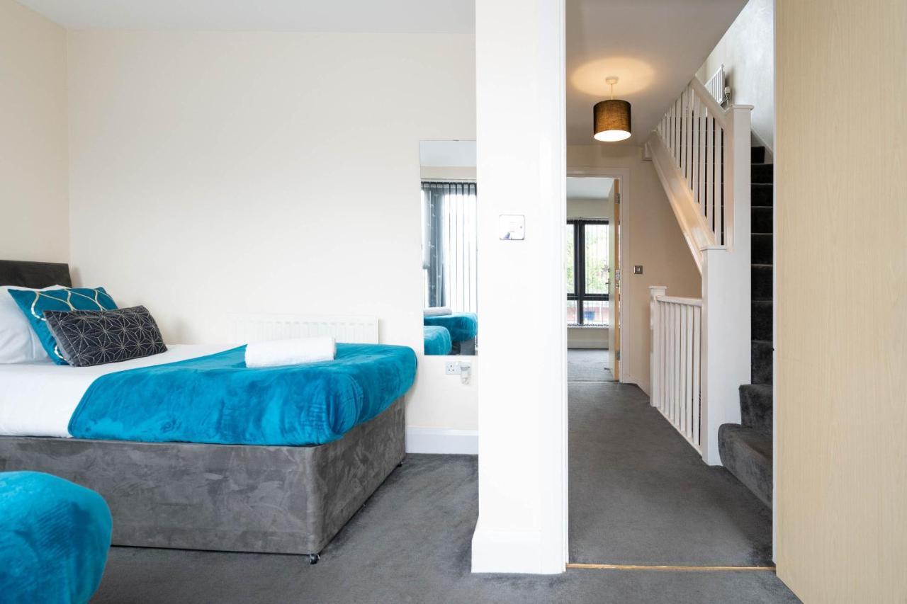 City Centre Townhouse - 3 Bedrooms - Garage - Parking - Top Rated 버밍엄 외부 사진