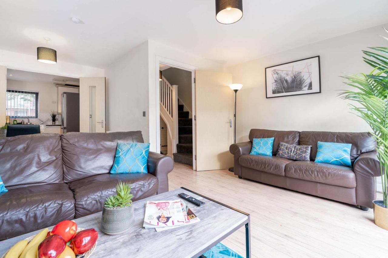 City Centre Townhouse - 3 Bedrooms - Garage - Parking - Top Rated 버밍엄 외부 사진
